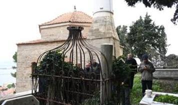 Necip Paşa'nın kabri bulundu: Mezarı başında anıldı