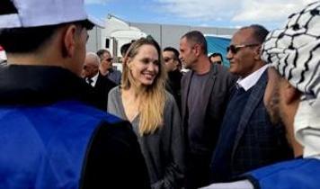 Angelina Jolie, Refah Sınır Kapısı'nı ziyaret etti
