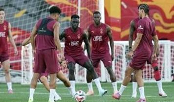 Galatasaray, Trabzonspor maçı için antrenmanlarını sürdürüyor