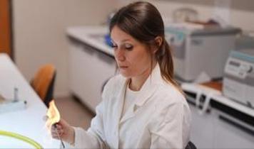 Almanya'daki bilim insanları doğayı taklit ederek plastik kirliliğine çözüm buldu