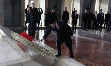 Malezya Başbakanı Enver İbrahim, Anıtkabir'i ziyaret etti