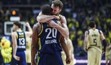 Ertelenen Olympiakos-Fenerbahçe Beko maçının oynanacağı tarih belli oldu