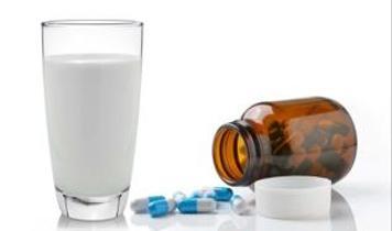 Süt içerken bu ilaçları almayın! Sağlığınız risk altında