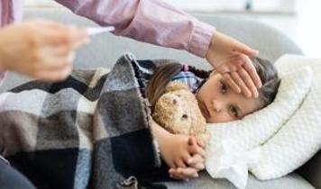 Sağlık uzmanlarının önerdiği doğal ateş düşürücü yöntemler