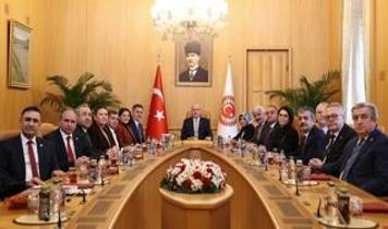 Özel Sağlık Kuruluşları mercek altında: Rapor TBMM'ye sunuldu