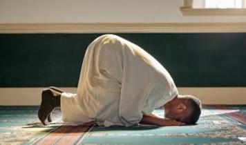 Miraç Gecesi namazı kaç rekat, nasıl kılınır? Diyanet Miraç Kandili namazı kılınışı…