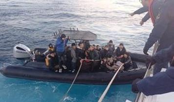 Seferihisar ve Urla açıklarında 56 göçmen yakalandı