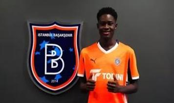 Başakşehir, Abdoulie Njie ile sözleşme yeniledi