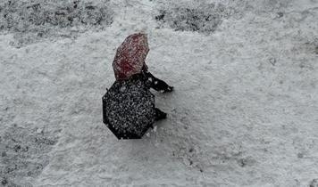 Meteorolojiden kar ve sağanak uyarısı: Bu bölgelerde yaşayanlar dikkat! Kuvvetli bekleniyor