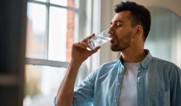 Oslo Üniversitesi'nde ağır su deneyi! Kendi üzerinde denedi