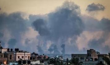 Soykırımcı İsrail ateşkese rağmen Gazze'yi bombalamayı sürdürdü