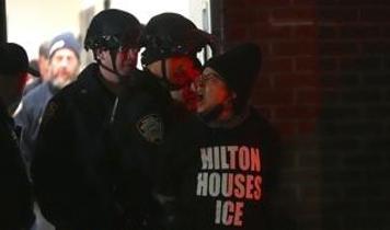 ABD'de ICE karşıtı protestolarda gözaltılar sürüyor