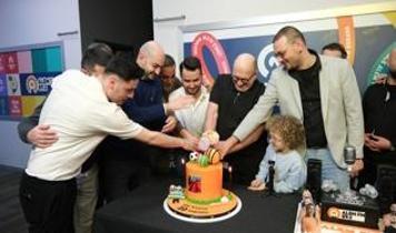 Alem FM 32, Lig Radyo 20, 24 Radyo 2 Yaşında!