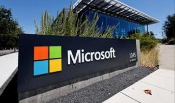 Microsoft Notepad'e yapay zeka ekledi, kullanıcılar eski sürüme yöneliyor