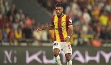 Göztepe, Rhaldney'i FC Alverca'ya kiraladığını duyurdu