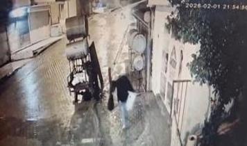 Şanlıurfa'da hırsızlık anı kamerada! 100 bin lira para ve sazı böyle çaldı