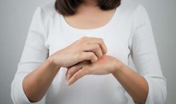 Cilt kaşıntısı ne zaman tehlikeli! Dermatologlardan önemli uyarılar