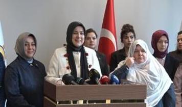 AK Parti Kadın Kolları'ndan Mihalgazi Belediye Başkanı Güneş'e destek