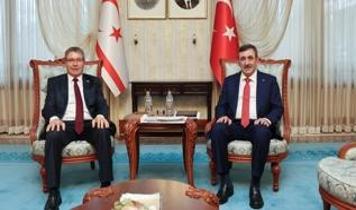 Cumhurbaşkanı Yardımcısı Yılmaz'dan KKTC mesajı: Doğu Akdeniz üzerinden oyun kuranlar hüsrana uğrayacak