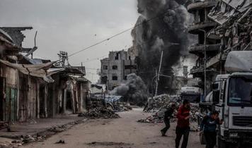 Katil İsrail ordusu Gazze Şeridi'ne yönelik saldırılarını sürdürüyor