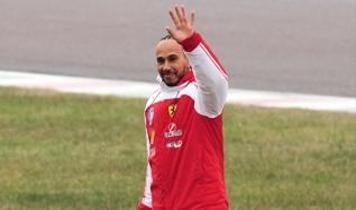Lewis Hamilton yeni kurallara tepki gösterdi