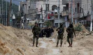 İsraillilerin saldırısını takip ediyorlardı! İsrail ordusu Batı Şeria'da Al Jazeera ekibine ateş açtı