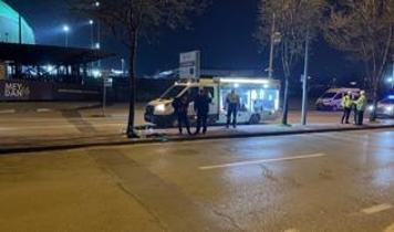 Bursa'da motosiklet kazası! Sürücü ile eşi refüje çarparak hayatını kaybetti