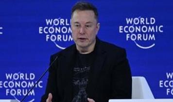Elon Musk'ın Mars planlarından Ay'a yöneldi! SpaceX'in yeni hedefi ne?