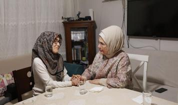 Emine Erdoğan'dan Kayacık ailesine teşekkür mesajı