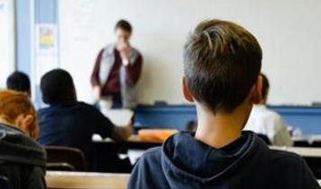 Akran zorbalığı davasında emsal karar: Ev hapsi ve e-kelepçe cezası