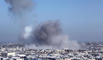 Katil İsrail'i ateşkes durduramıyor! Gazze saldırılarında can kaybı 72 bin 82 oldu