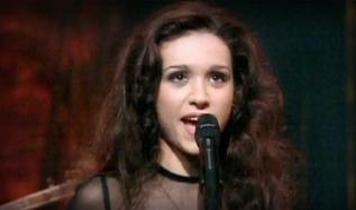 Türkiye'ye Eurovision'daki ilk derecesini getirmişti! Şebnem Paker'e bir de şimdi bakın