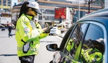 Dur ihtarına uymadı, 460 bin TL ceza yedi