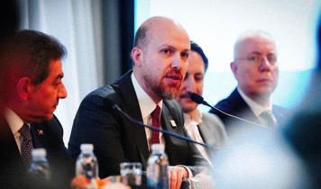 Bilal Erdoğan Esenler'de Tayfa gençleriyle sahurda buluştu