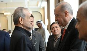 Cumhurbaşkanı Erdoğan'dan kritik temas... İran Cumhurbaşkanıyla görüştü