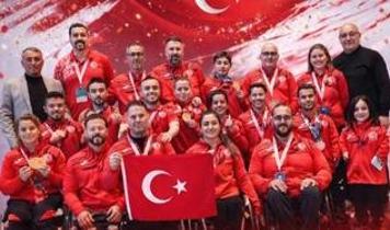 Milli para haltercilerden büyük başarı: Avrupa Şampiyonası'nın son gününde 4 madalya