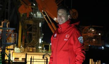 Bakan Bayraktar'dan Karadeniz'de iki yeni sondaj müjdesi