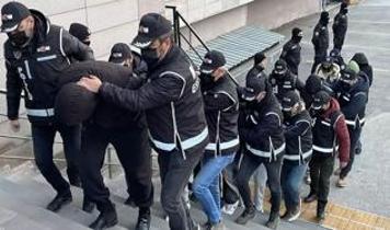 8,7 milyarlık dev vurgun! 18 İlde ''siber ağ'' operasyonu düzenlendi: Onlarca gözaltı var