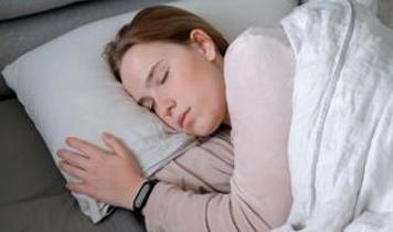 Sabah yastığınız ıslak mı? Uykuda salya akmasının şaşırtan nedeni ortaya çıktı