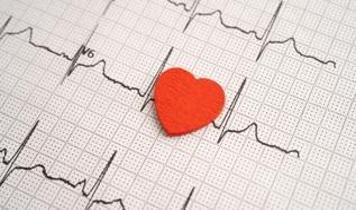 Bu belirtilere dikkat! Yemekten sonra kalbin hızlanması ne anlama geliyor