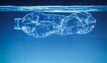Bilim insanlarından okyanusta çözünebilen plastik devrimi