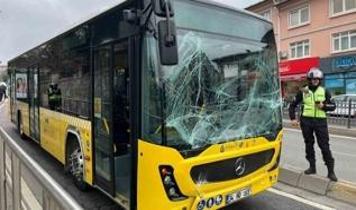Üsküdar'da iki İETT otobüsü çarpıştı