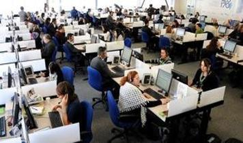 Çalışma Hayatı İletişim Merkezi Alo 170'e geçen yıl 17 milyon 708 bin 612 çağrı geldi