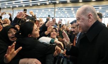 Cumhurbaşkanı Erdoğan ve bakanlar Rize'de saf tuttu: Geniş katılımlı cuma namazı