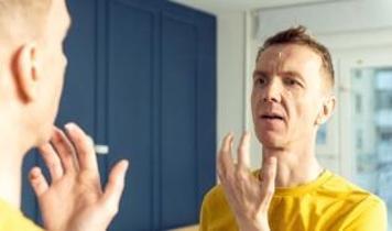 Psikoloji dünyasından şaşırtan açıklama! Kendisiyle konuşanlar...