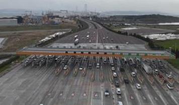 Bayram döneminde otoyol ve köprülerden 12,3 milyon araç geçti