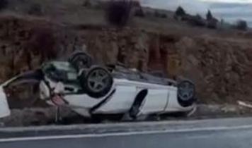 Konya'nın Beyşehir ilçesinde otomobil devrildi: 4 yaralı