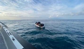 İzmir'in Seferihisar ilçesi açıklarında 37 düzensiz göçmen yakalandı