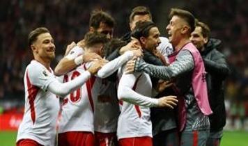 Polonya, Arnavutluk'u yenip finale yükseldi