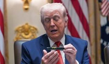 Trump'ın imzası ABD dolarında! Amerikan tarihinde ilk kez